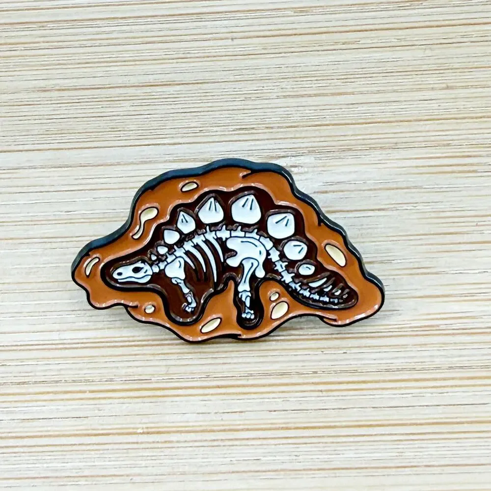 Stegosaurus Dinosaur Skeleton Fossil Skull Pin